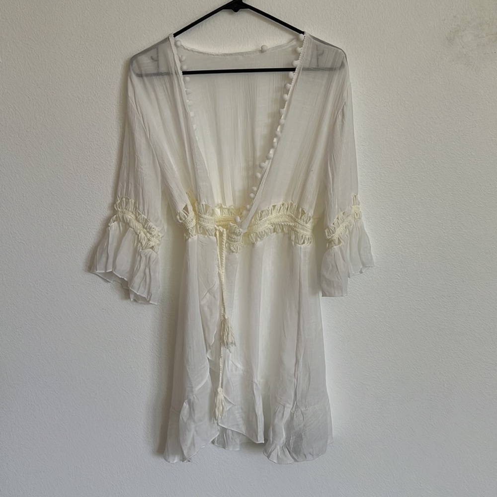 Beach Cover Up in white / Creme